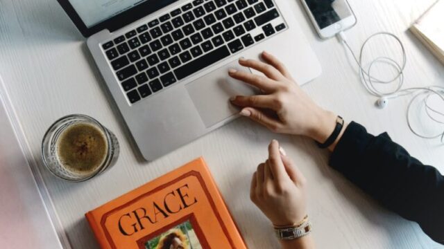 【toggle】jQueryで表示・非表示を切り替える方法を詳しく解説