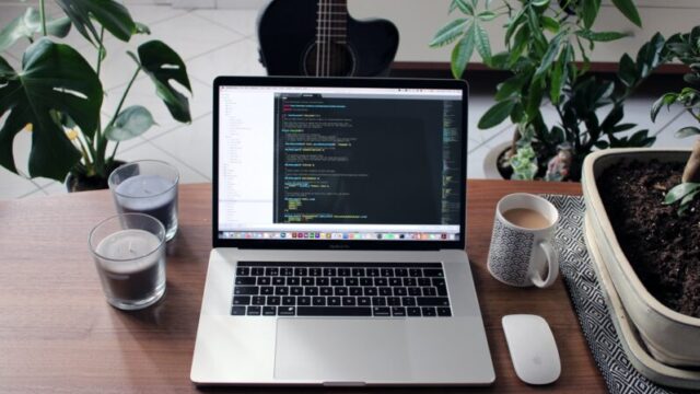 【入門者向け】HTMLを無料で学習できるサイトを紹介！（一部有料あり）