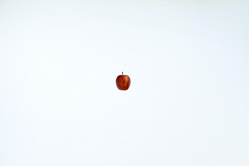 htmlで文字や画像を真ん中に寄せる方法を解説【CSSで設定】